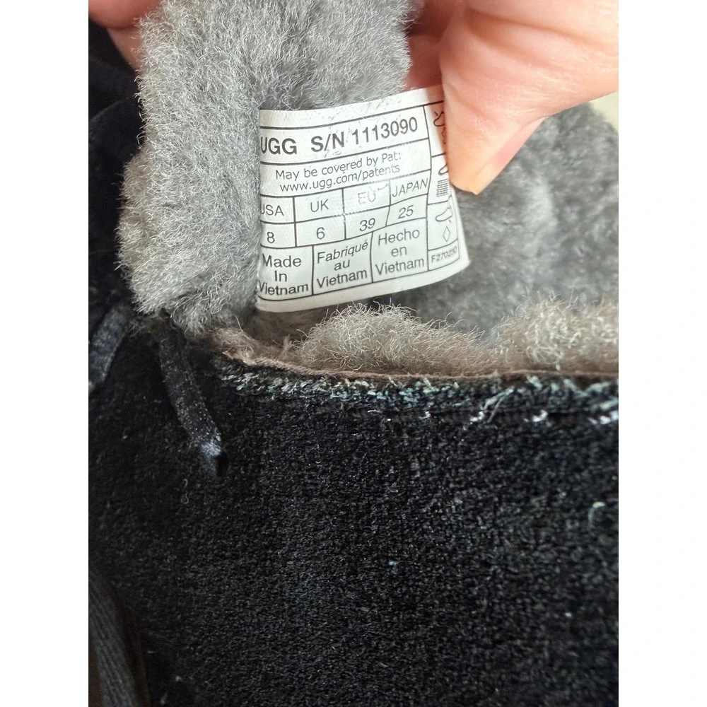 UGG Women Diara Cuff Slipper Boot Size 8 Black Suede Shearling Fur Lined 1113090